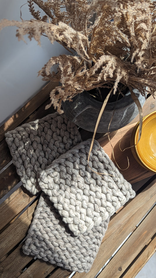 Homestead Knitted Trivet