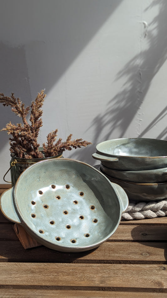 Stoneware Fruit Bowl