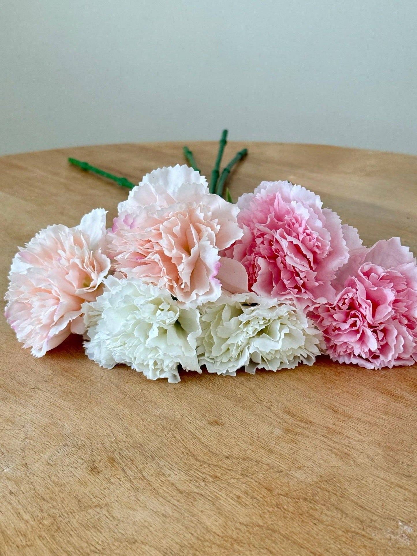 Real Touch Carnation: Ivory