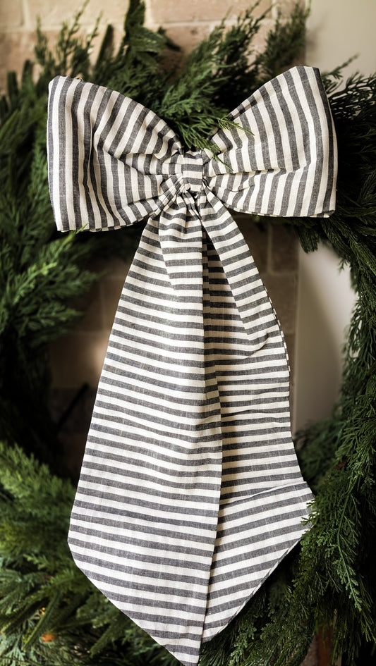 Striped Charcoal Bow, Large