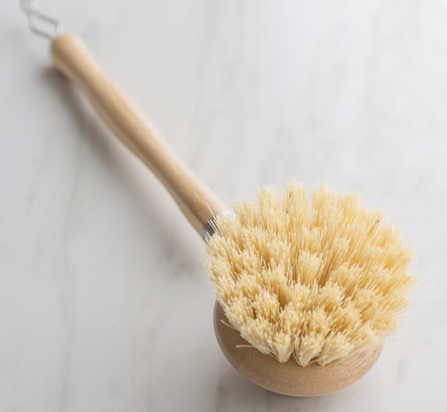 Long Handle Dish Brush